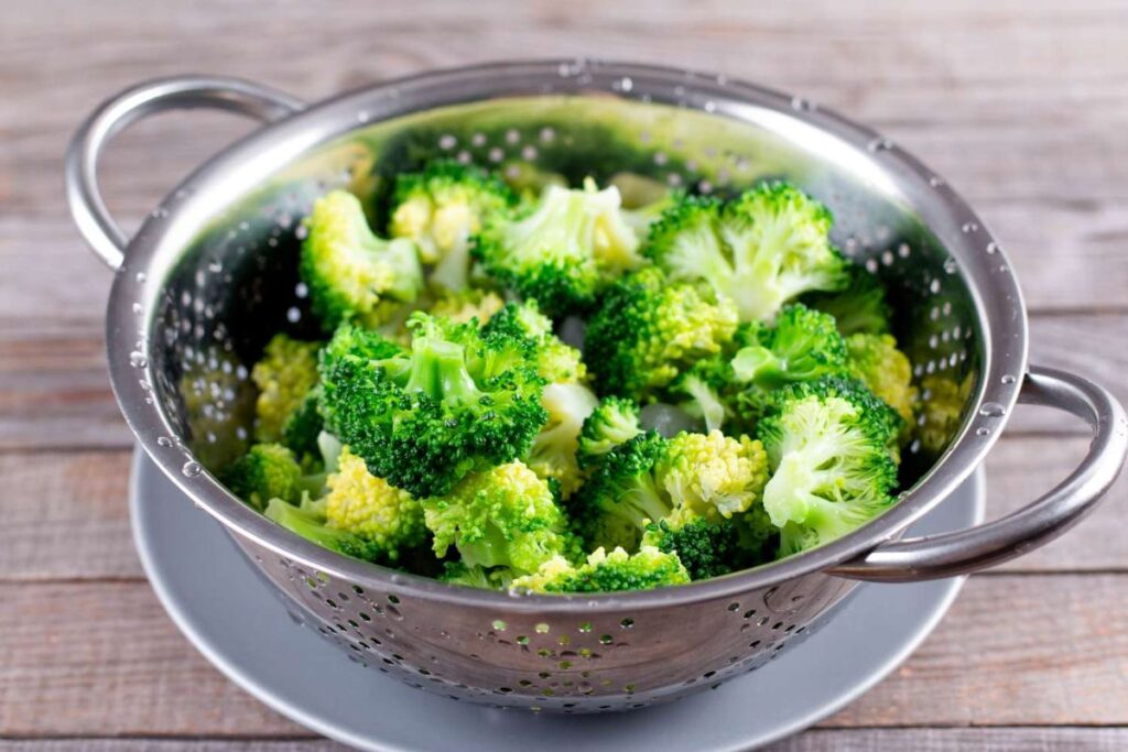 blanched-broccoli